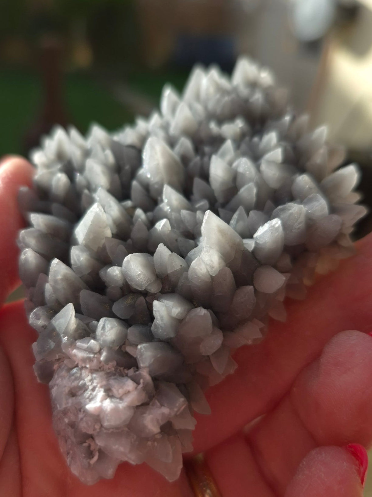 Phantom calcite