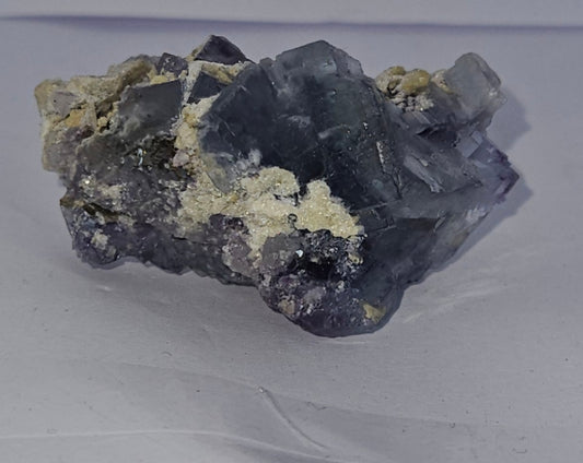 YGX fluorite specimen