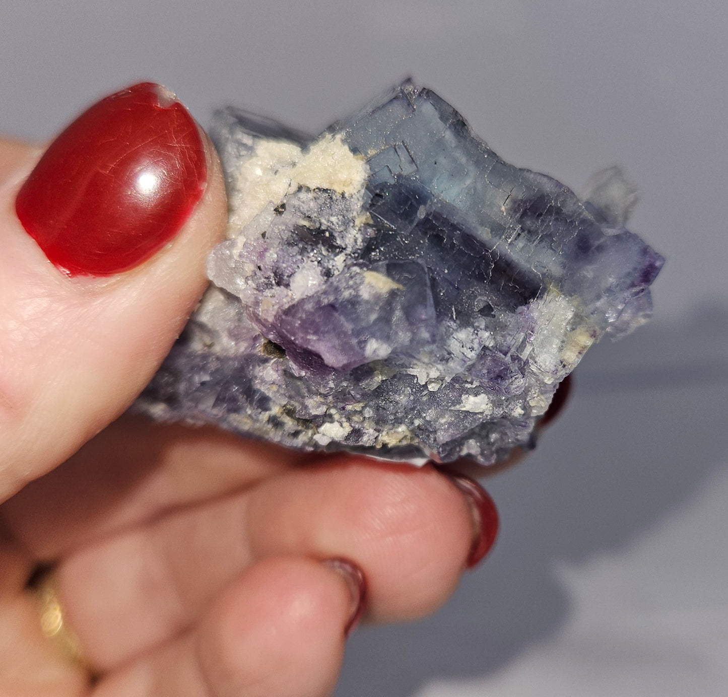 YGX fluorite specimen