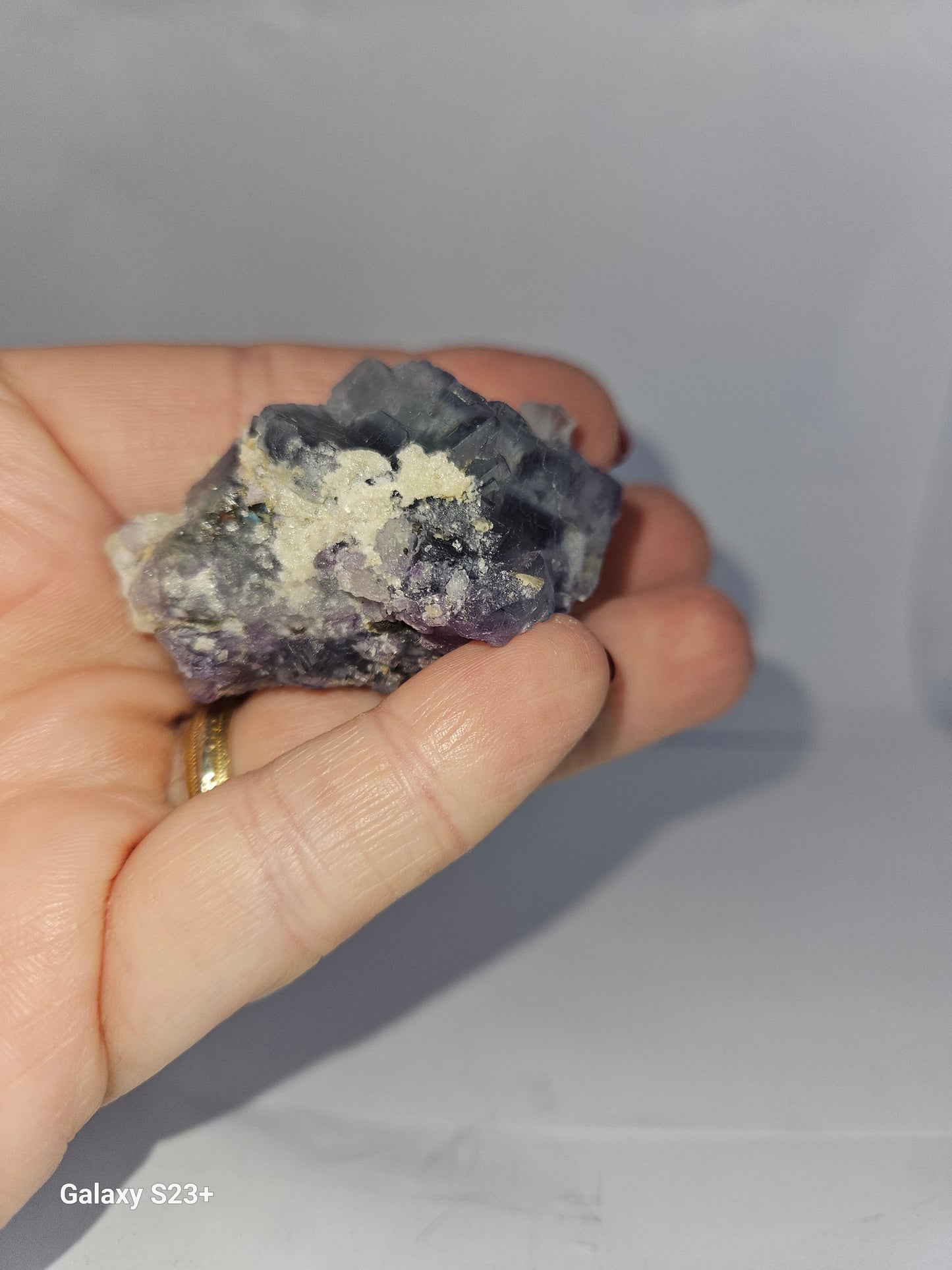 YGX fluorite specimen