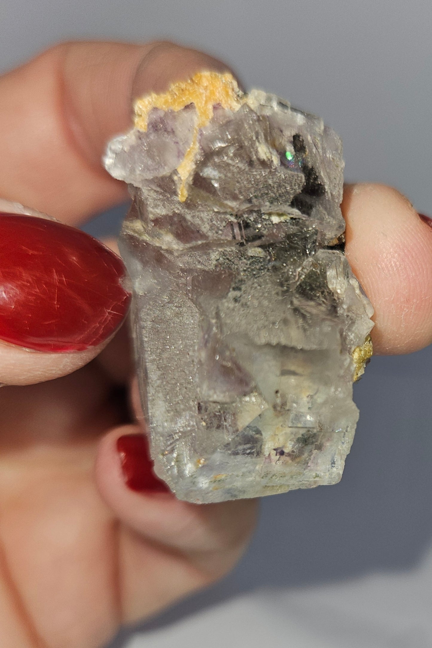 YGX fluorite specimen