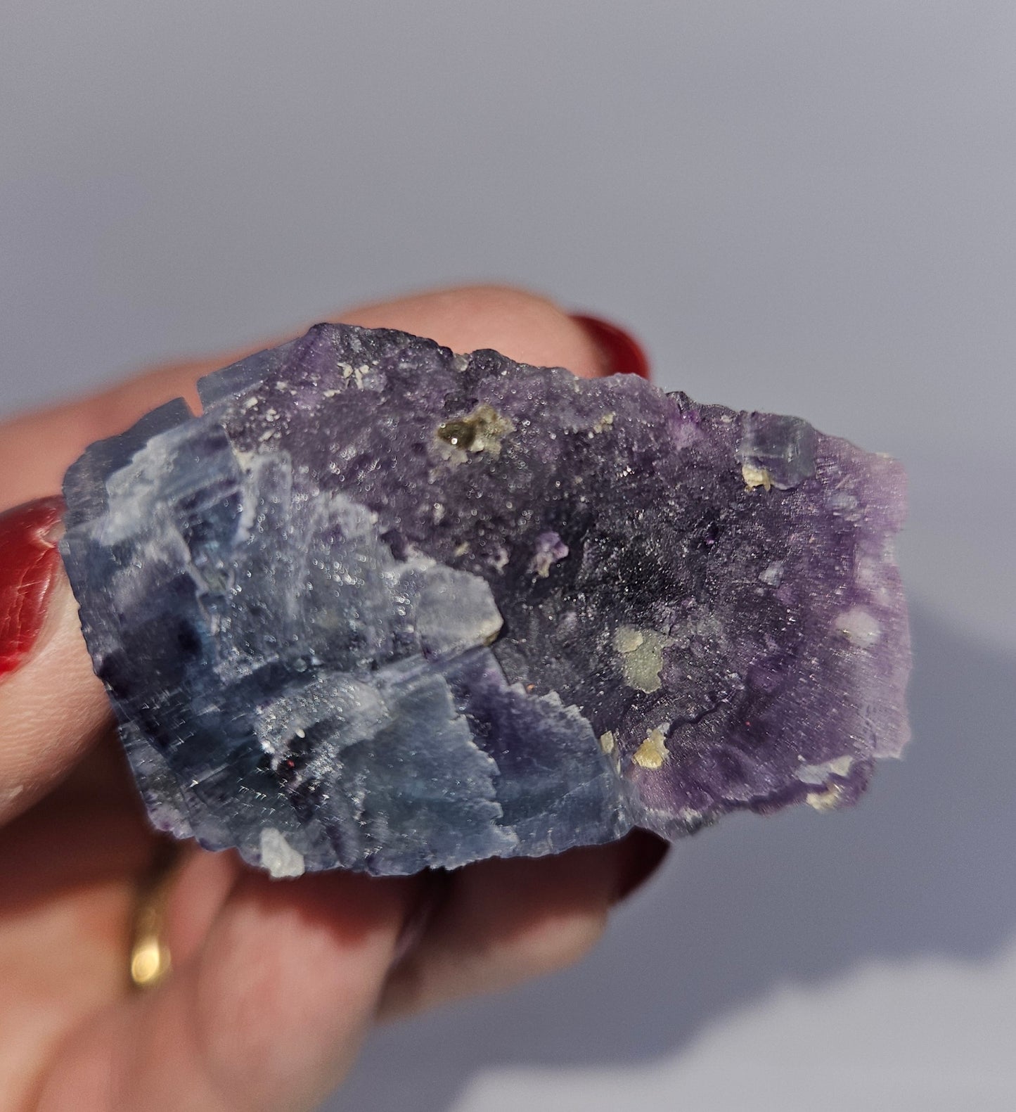 YGX fluorite specimen