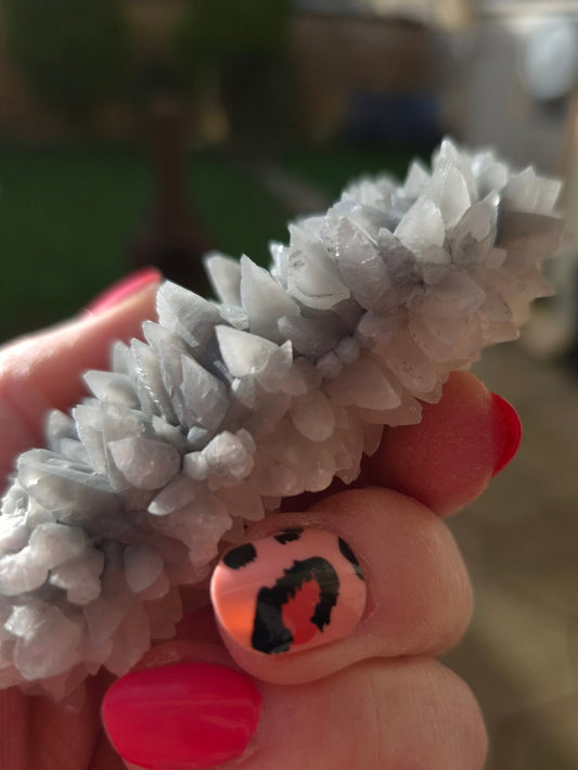 Phantom calcite