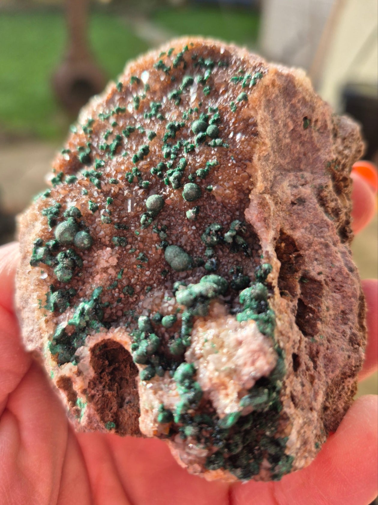 Malachite specimen