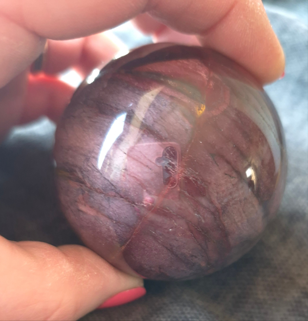 Mokaite sphere